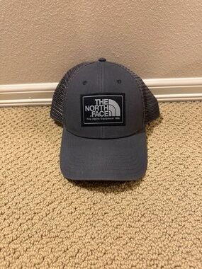 The North Face Gray Trucker Hat Cap SnapBack